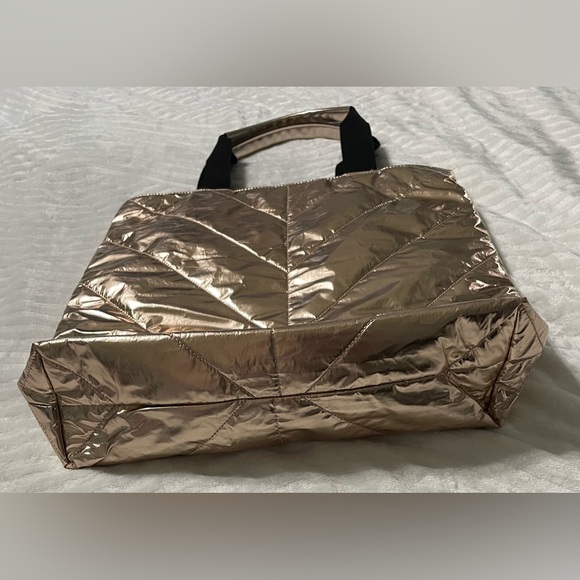 Victoria Secret Large Rose Gold Metallic Puffer Tote Bag - Picture 4 of 9